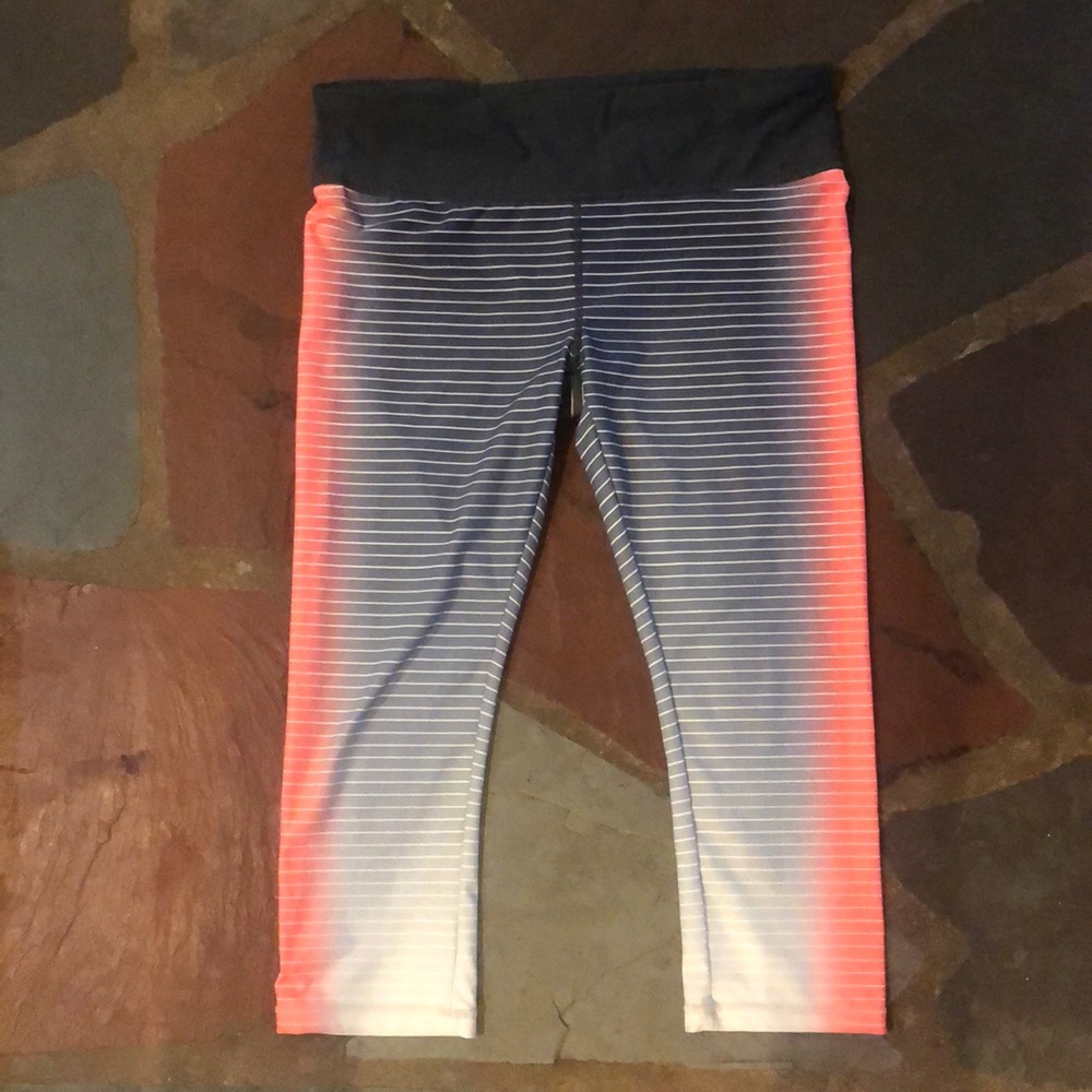Gap Quarter Leggings